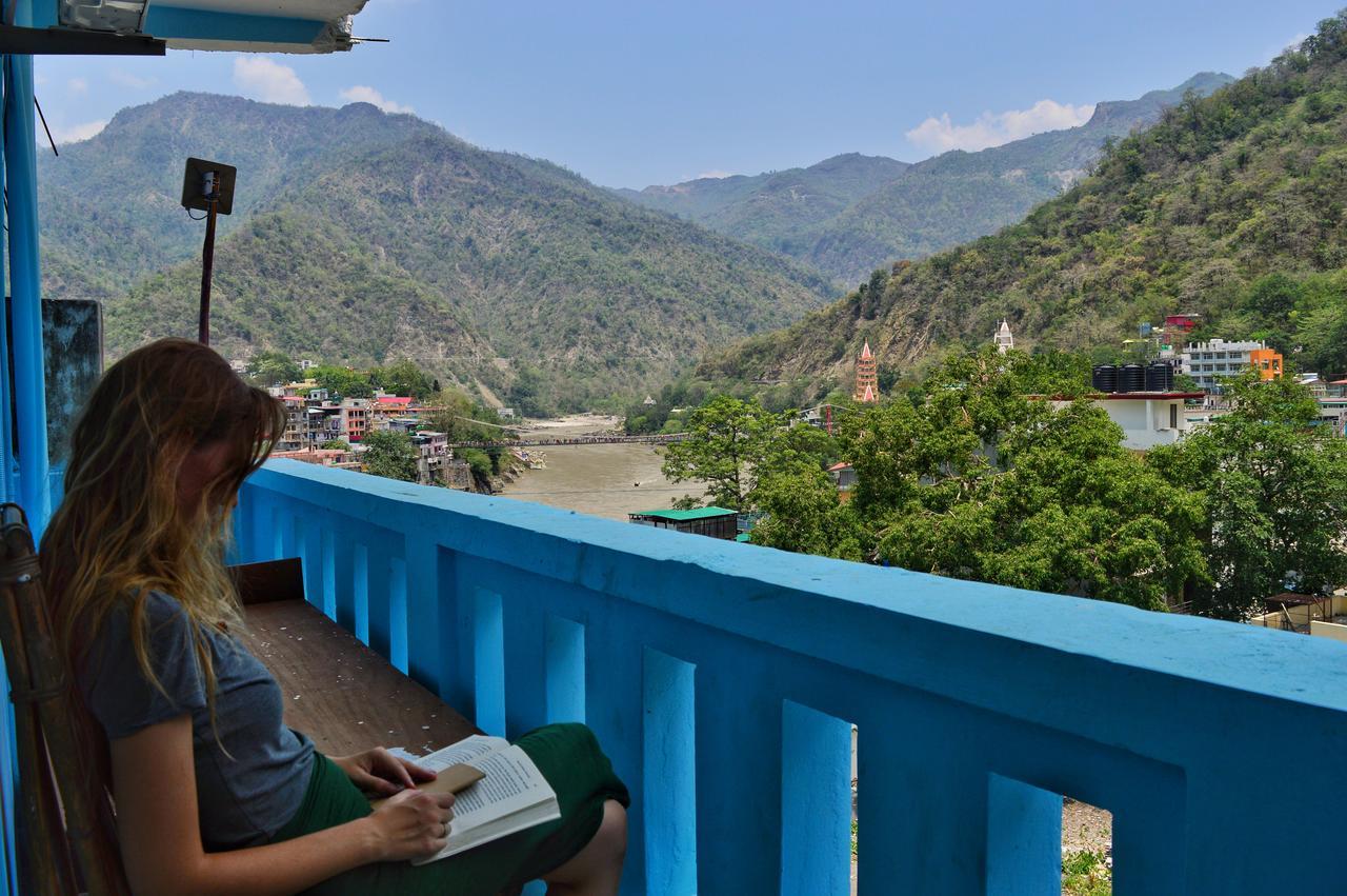 Skyard Rishikesh, Laxman Jhula Hostel Bagian luar foto