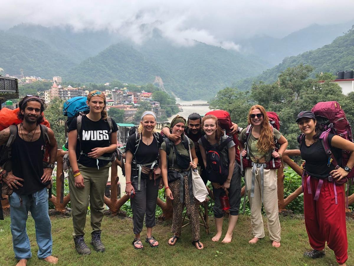 Skyard Rishikesh, Laxman Jhula Hostel Bagian luar foto